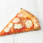 非公開: 『セブンカフェ ベーカリー』に本格ピザが新登場！手軽にすぐ食べられる「ハンディピザ マルゲリータ／照り焼きチキン」が新発売！