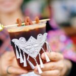 雲南省昆明でコーヒーの祭典、滇池湖畔にカフェカー200台超集結―中国