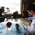 ロボットカフェと低価格カフェ【セゲイルボを読む】 (世界日報)