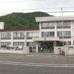 コンビニでコーヒー1本盗んだ男が逃走＿確保しようとした客の胸を殴打か…事後強盗の疑いで45歳の男を逮捕〈北海道札幌市〉