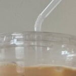 仕事へ向かう夫→妻が渡したコーヒーに書かれていたのは…… 「感動したわ」「これは旦那さんも ...