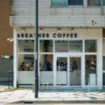 聖地”を経て、逗子で手がける一杯を。コーヒーとスイーツで心を軽くする「BREATHER COFFEE」