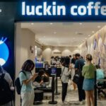不正会計から6年、中国「Luckin Coffee」に1500億円　アブダビ政府系「ムバダラ」が投資