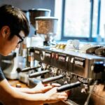 スタバ失策、韓国カフェ市場に波紋　地元勢は商機狙う