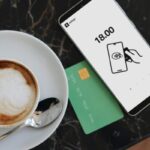 コスト削減の主張にもかかわらず、オーストラリアでのクレジットカード手数料禁止後にコーヒー値上げに踏み切るカフェも（Despite Claims it Would Lower Costs, Some Cafes Begin to Increase Coffee Prices Following a Ban on Credit Card Surcharges in Australia）